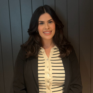 Supply Chain Elisha Hunter - Procurement Recruitment - Consultant